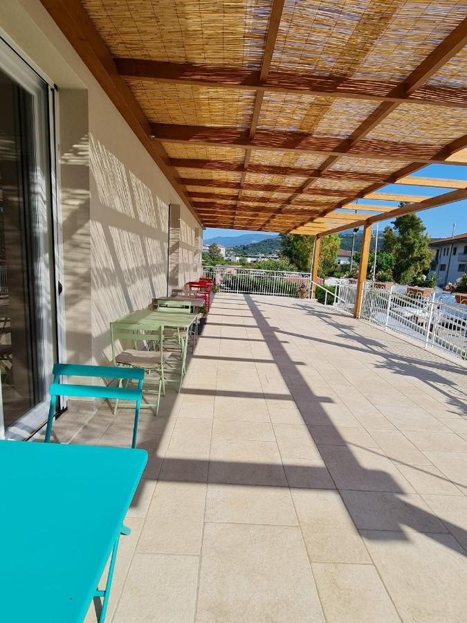 Gasthaus Le Bisceglie Albanella Exterior foto